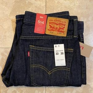 Men’s Levi’s 514 Straight.